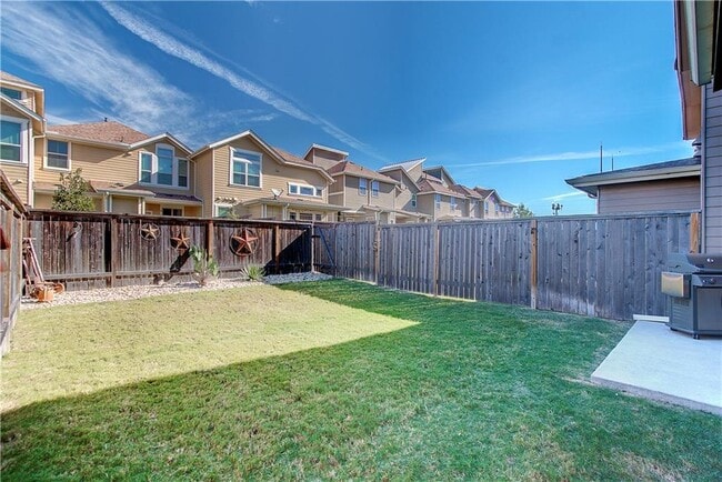 Building Photo - 912 Cannoneer Ln