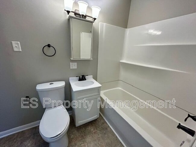 Building Photo - 6740 Doris Dr