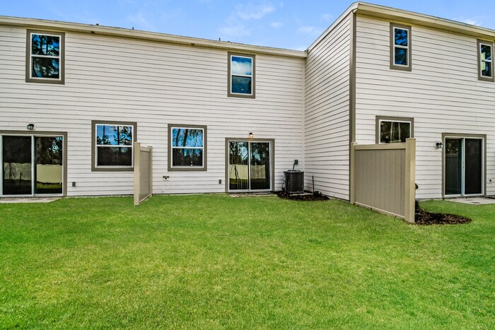 Building Photo - 250 Mustard Hl Ct