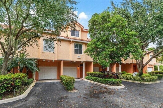 Primary Photo - 2032 Alta Meadows Ln