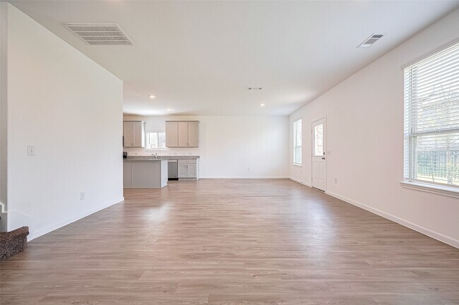 Building Photo - 1001 Laguna Cv Dr