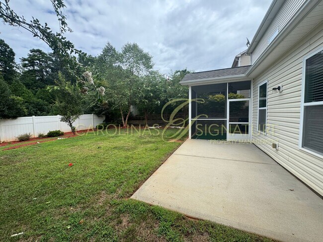 Building Photo - Spacious 5BR/5BA Home in Indian Lands Wake...