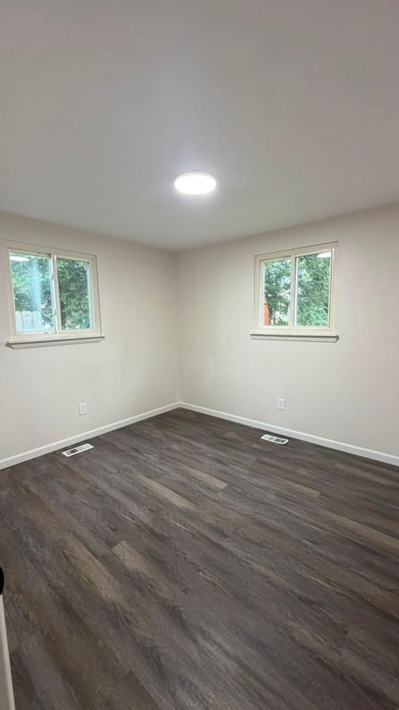 Building Photo - 5830 Beech Dr