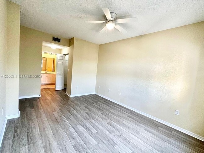 Building Photo - 2812 Grande Pkwy