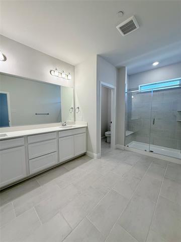 Building Photo - 7913 Sunset Blvd