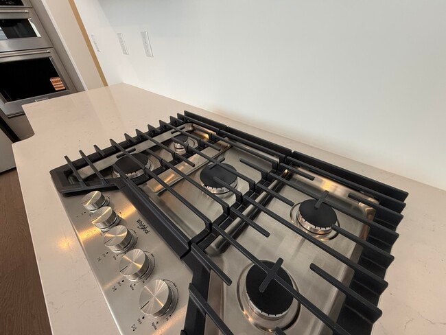 Building Photo - 6173 S Trailwoods Dr