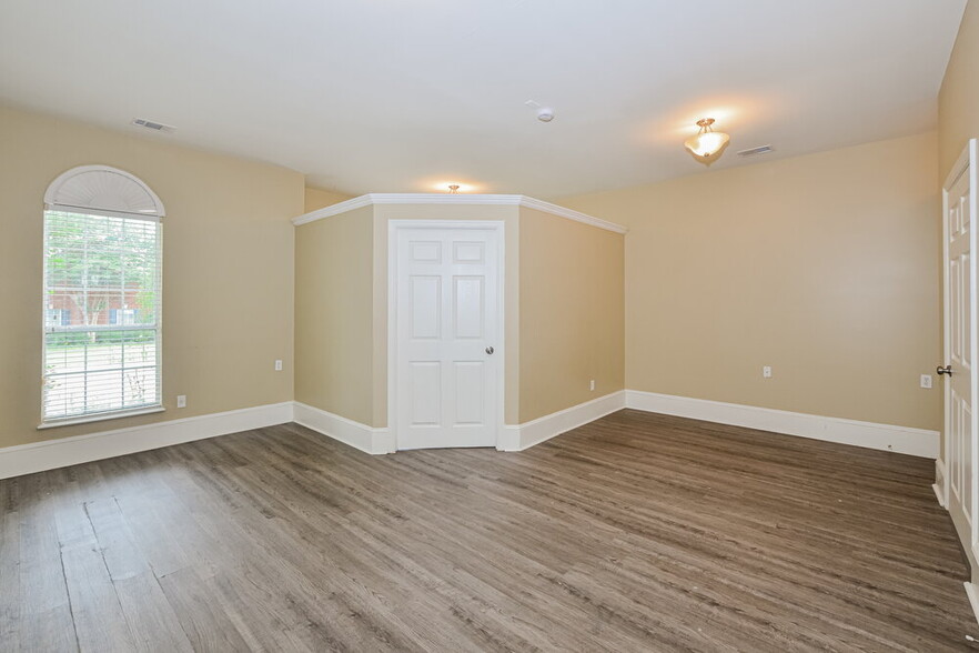 Building Photo - 2722 Nelle Ln