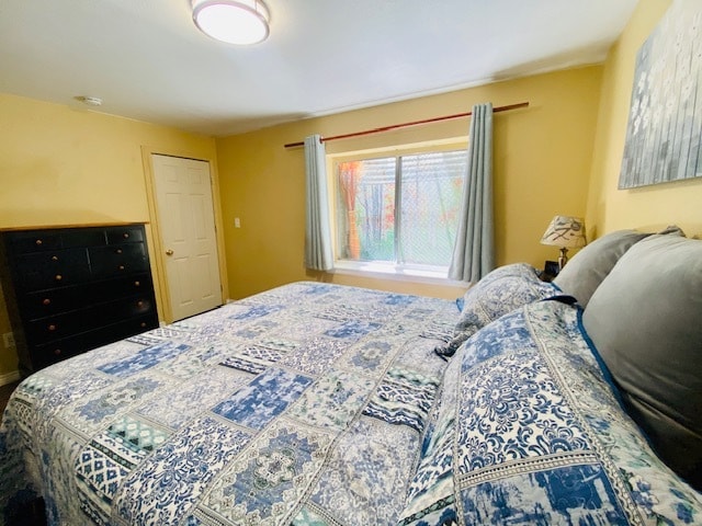 Building Photo - 1510 W Maple Ave