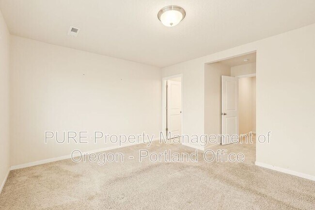 Building Photo - 6714 NW 158th Ave