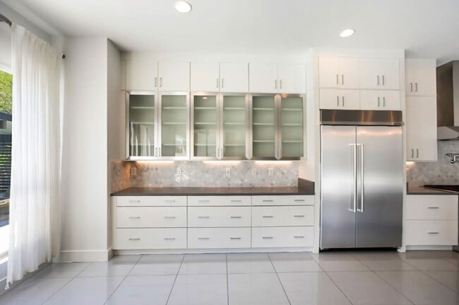 Building Photo - Single Story Pool Home In Reverence Guard Gated Community