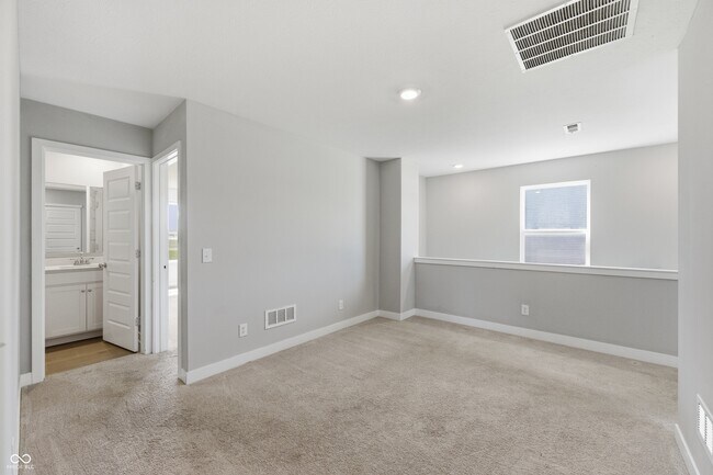 Building Photo - 221 Switchgrass Ln