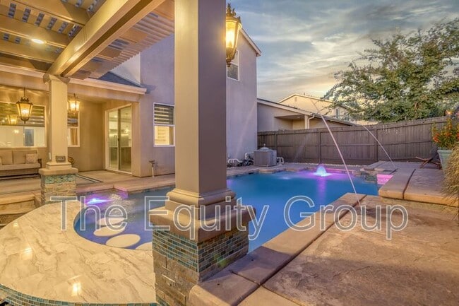 Building Photo - 145 E Taylor Ave