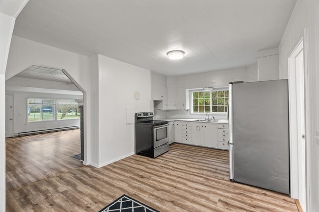 Building Photo - 117 Benthein Rd