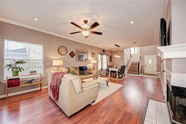 Building Photo - 1813 White Oak Loop