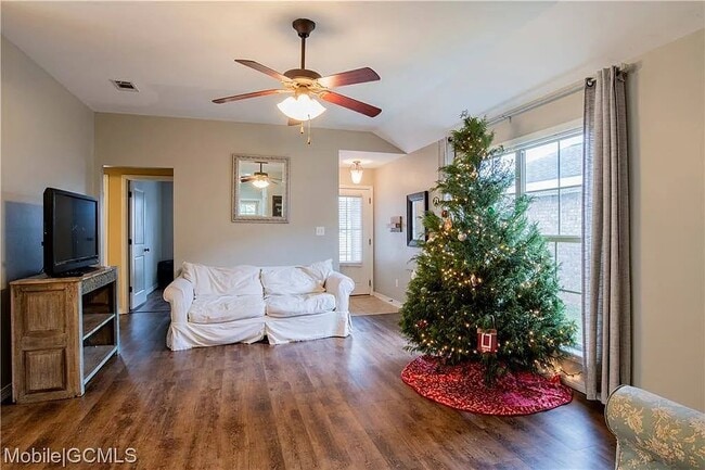 Building Photo - 8981 Spring Grove S