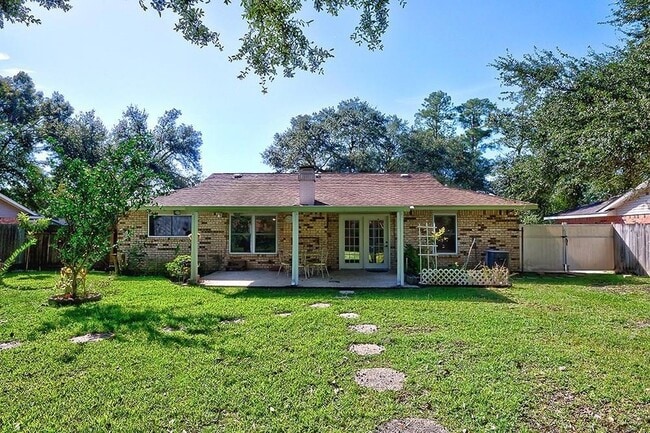 Building Photo - 508 Tanglewood Dr