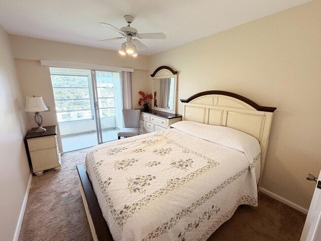 Building Photo - 375 Mansfield I