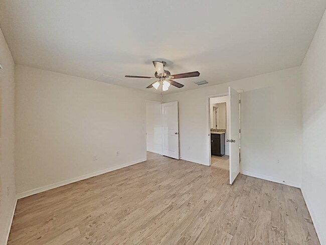 Building Photo - 7774 Broad Pointe Dr