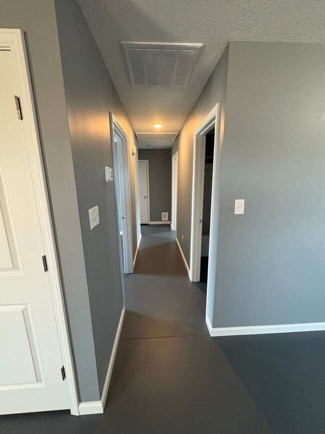 Building Photo - Great home!