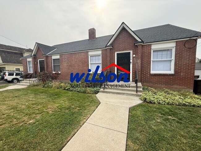 Primary Photo - 1522 Browne Ave