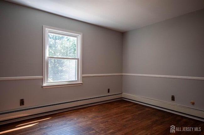 Building Photo - 1760 Rahway Rd