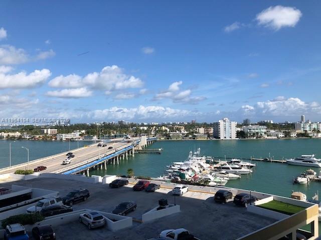 Building Photo - 7601 E Treasure Dr