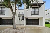 Building Photo - 3625 Bay Heights Way