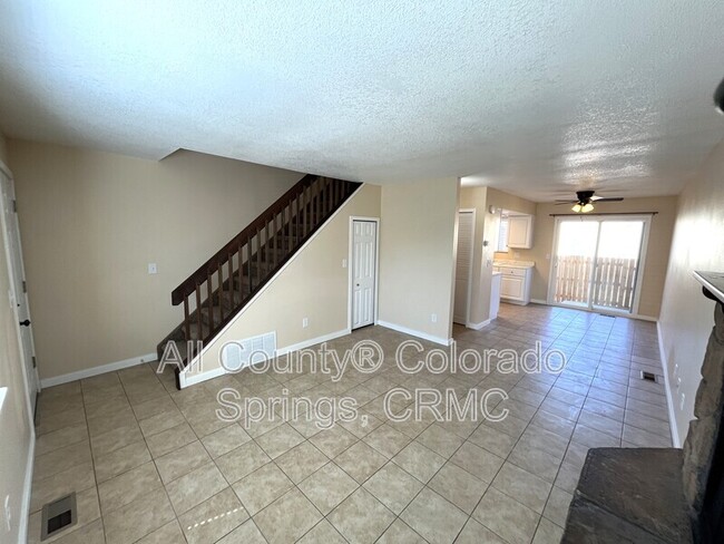 Building Photo - 3074 Starlight Cir