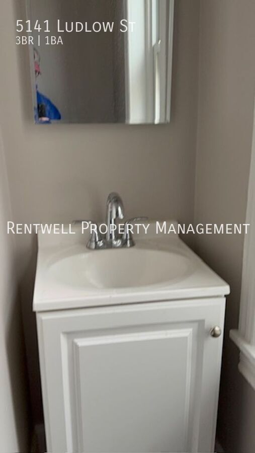 Building Photo - 5141 Ludlow St