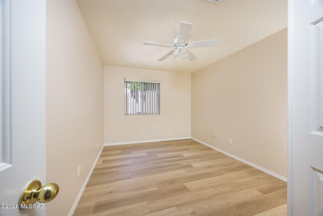 Building Photo - 12253 N Brightridge Dr