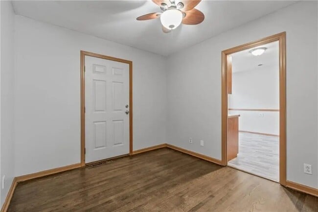 Building Photo - Farley Avenue