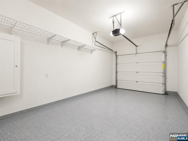 Building Photo - 44 Leahy Dr