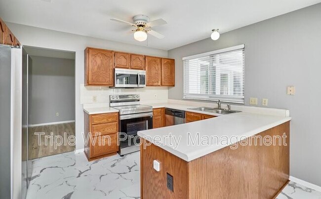 Building Photo - 4310 Castle Rock Ct