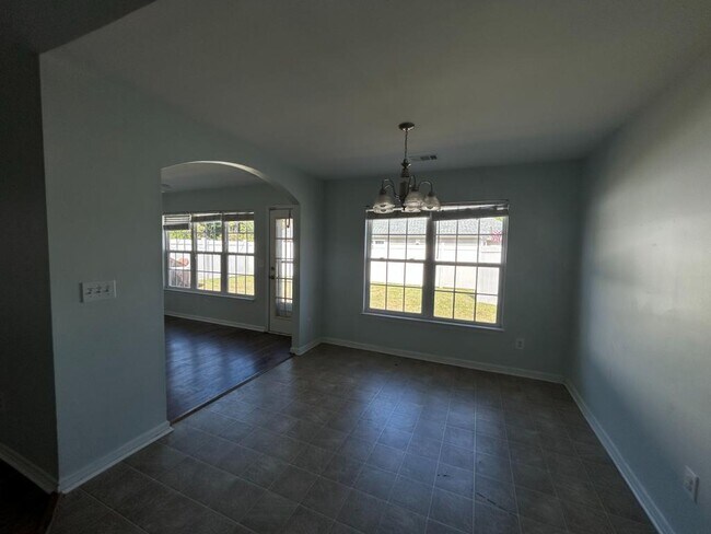Building Photo - 8000 Pleasant Point Ln