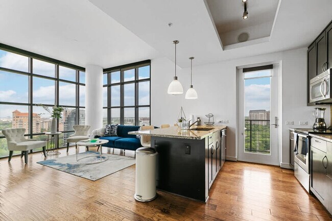 Building Photo - 101 Bowen St