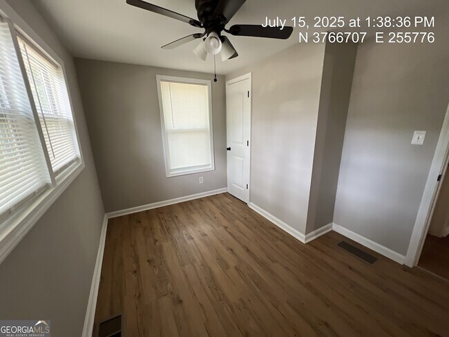 Building Photo - 320 Pleasant Hill Church Rd NE