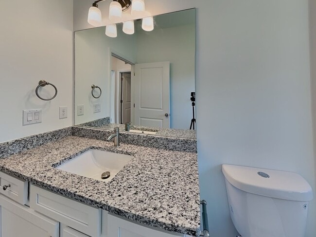 Building Photo - 5281 Gillot Blvd