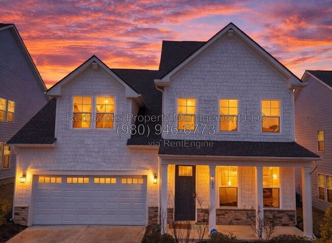 Building Photo - 6129 Alsace Ln