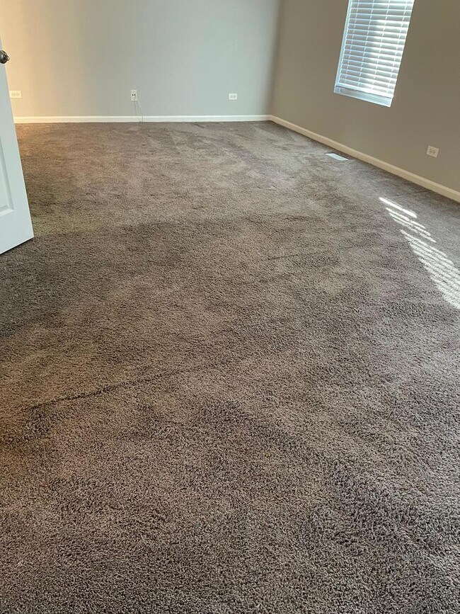 Building Photo - 416 Conservatory Ln