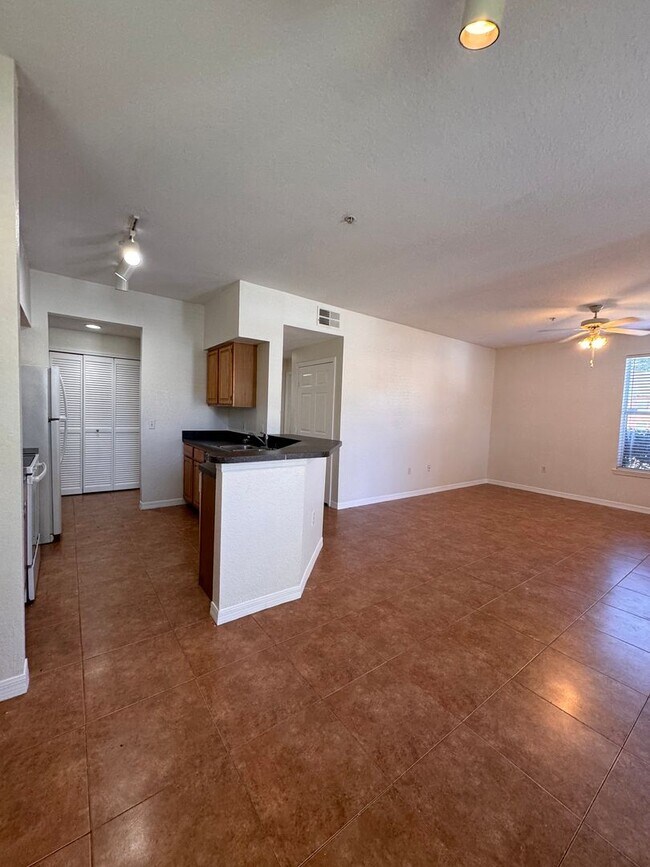 Building Photo - TWO BEDROOM CONDO IN GATED COMMUNITY