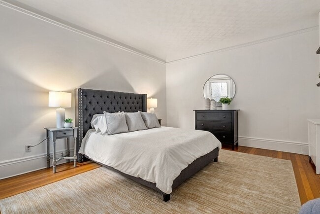 Building Photo - 481 Beacon St