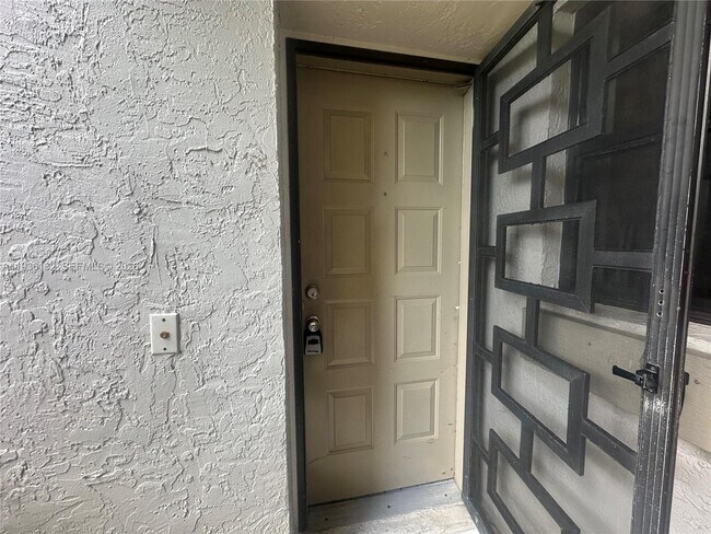 Building Photo - 3815 NW 35th St