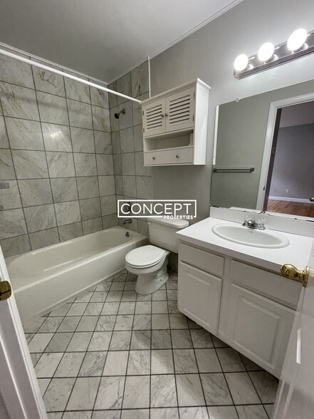 Building Photo - 90 St Botolph St