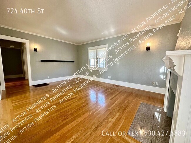 Building Photo - 724 40th St