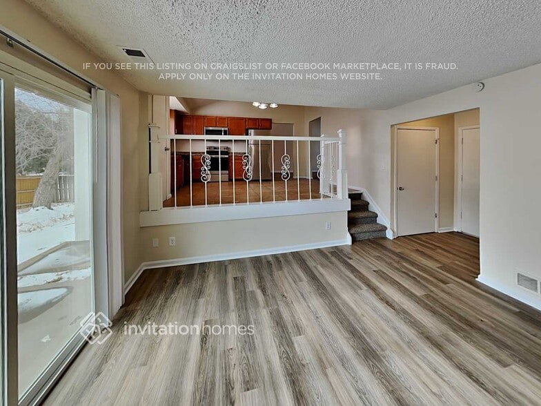 Building Photo - 18900 E Chaffee Pl