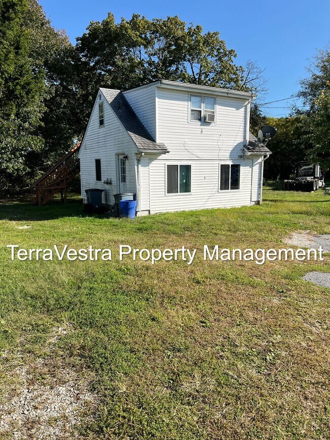 Building Photo - 376 S Hook Rd