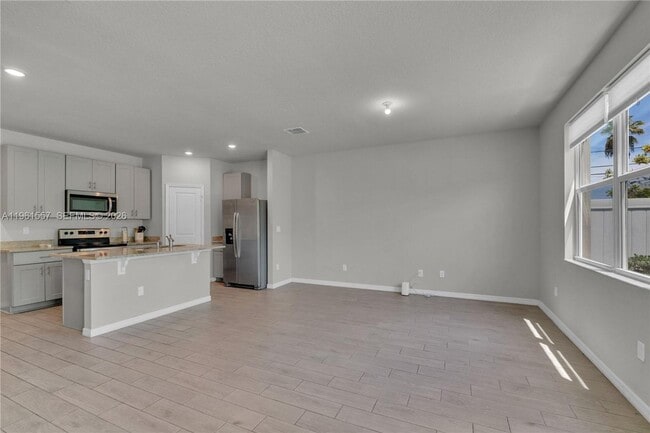 Building Photo - 3506 Joshua Tree St