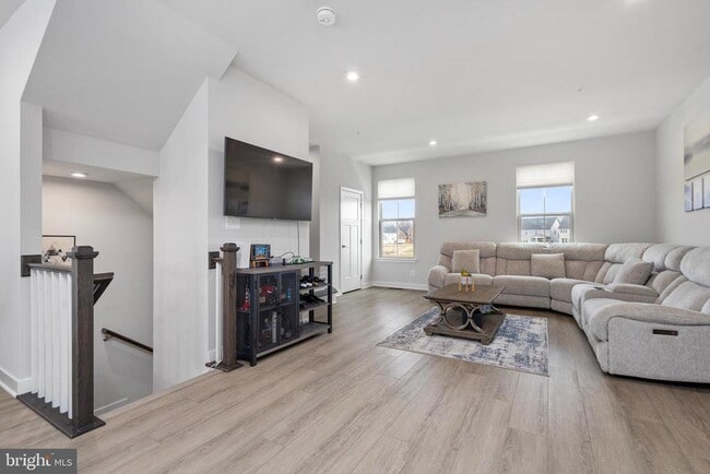 Building Photo - 1109 Patuxent Greens Dr