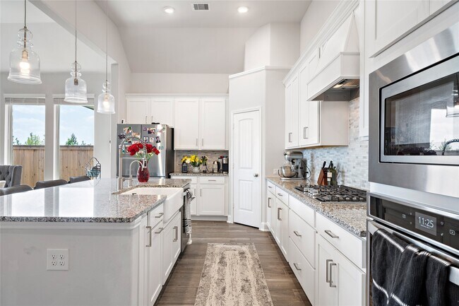 Building Photo - 15026 Red Buckeye Dr