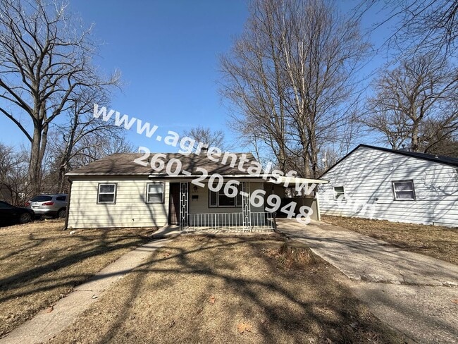 Primary Photo - 4715 Bowser Ave